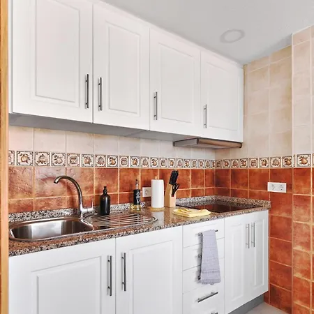 Apartment Eliseos Paradise *